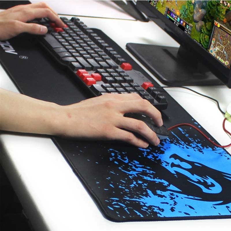 Precision Gaming Mouse Pad – Smooth Glide & Non - Slip Base - ElectronicxPower30×25cm